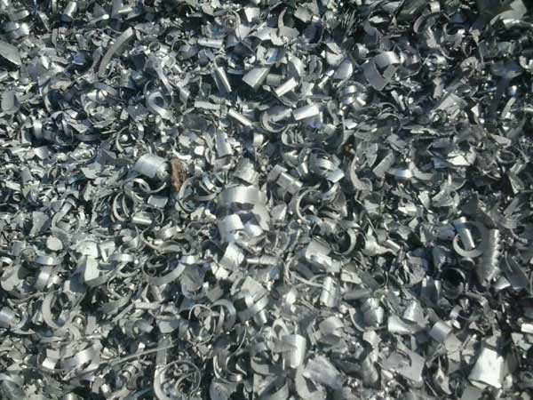 物料半卷狀鋁銷與鐵銷分離