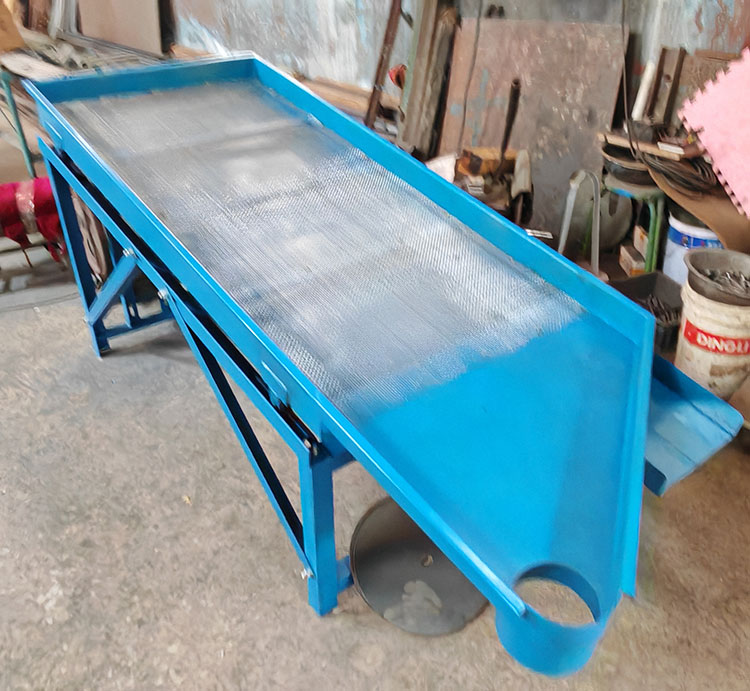 電動(dòng)篩 一層篩網(wǎng)兩出口